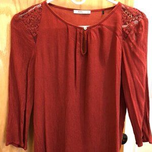 Wine-colored Long-sleeve women's blouse
